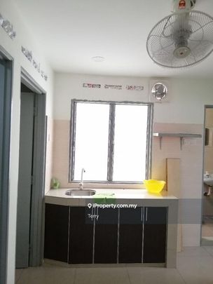 Sec 8, Petaling Jaya - Photo 1
