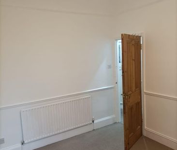 2 Bed Flat, East Dulwich, SE22 - Photo 6