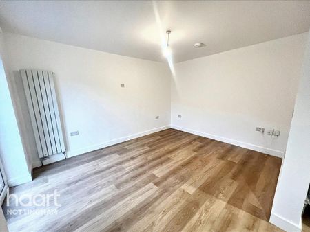 2 bedroom semi-detached bungalow to rent - Photo 4