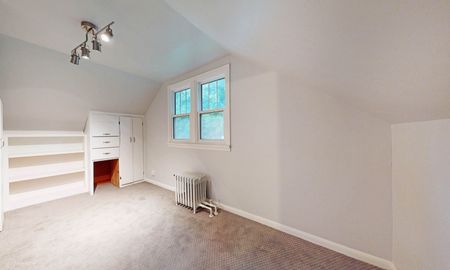 For Lease - 149 Worsley Street, Barrie, Ontario - Photo 3