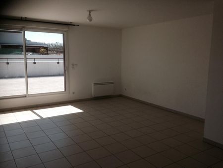 location Appartement T5 DE 107.05m² À TOULOUSE - Photo 2