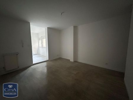 Location Appartement 2 pièces 48m² MONTAUBAN 82000 - Photo 3