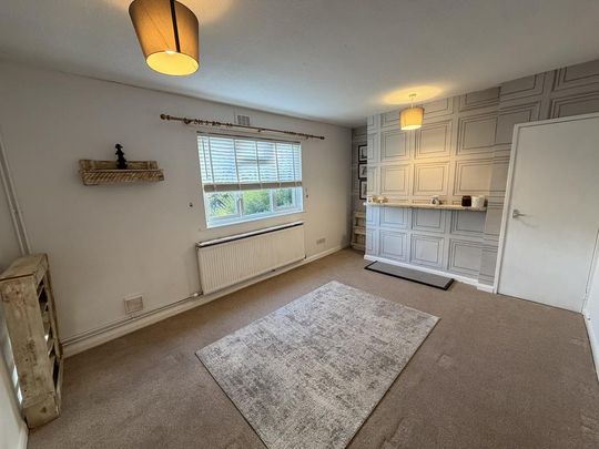 3 bedroom property to rent - Photo 1