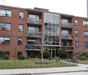 Rent $2675 -2 bedroom apartment. Yonge-Eglinton. Close to subway - Photo 1