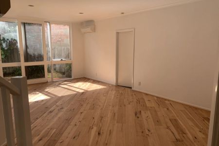 Inner city living - Photo 2