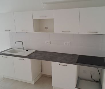 Location Maison 3 pièces 68m² MARGUERITTES 30320 - Photo 2