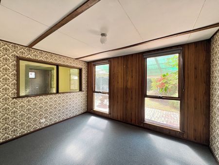 Charming Ceres Home with Spacious Living - Photo 2