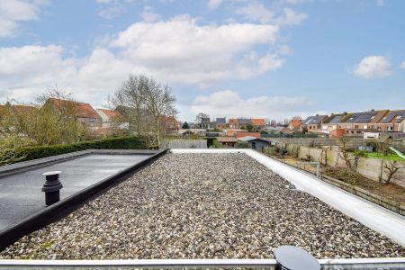 Ruim twee-slaapkamerappartement met terras te Oudenburg - Foto 5