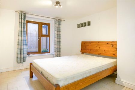 1 bedroom maisonette to rent - Photo 2