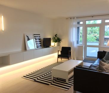 3 Bed Flat, Manning House, W11 - Photo 2