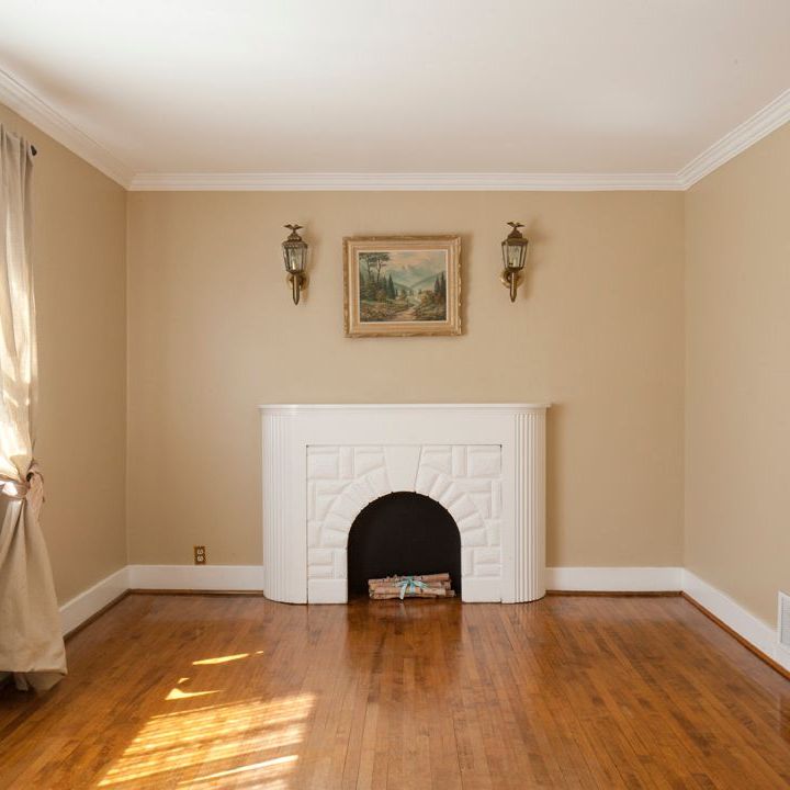 For Lease - 40 Lippincott Street, Toronto, Ontario - Photo 1