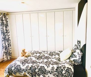 Beau meublé courte durée 2,5p / 1 chambre / Balcon vue lac - Photo 4