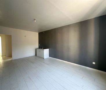 Location Appartement 4 pièces 81m² - Photo 5