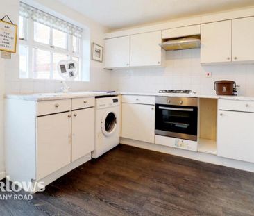 3 bedroom terraced house to rent - Photo 6