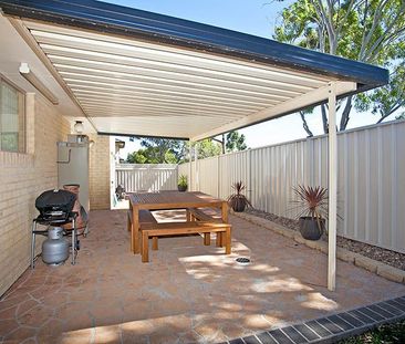 Townhouse In Shellharbour Village - Photo 5