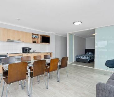 2 Bedroom Furnished Unit in the Heart of Town - 3 or 6 Month Lease ... - Photo 2