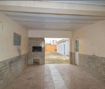 Casa com 4 quartos e 280m² para alugar em Fátima, Canoas. - Photo 3