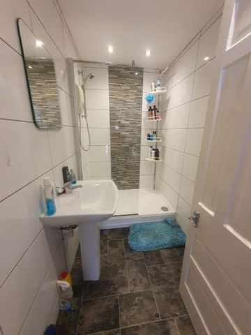 1 bedroom house of multiple occupation to rent - Photo 5