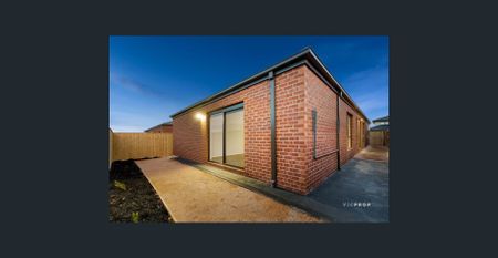 Brand-New, Stylish & Low-Maintenance Living - Photo 3