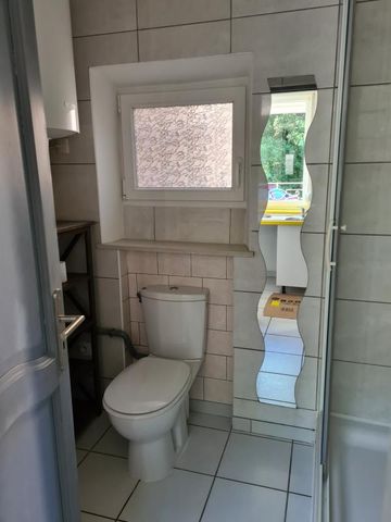 Location Appartement 2 pièces 32m² LE CREUSOT 71200 - Photo 4