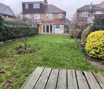 3 bedroom semi-detached house to rent - Photo 6