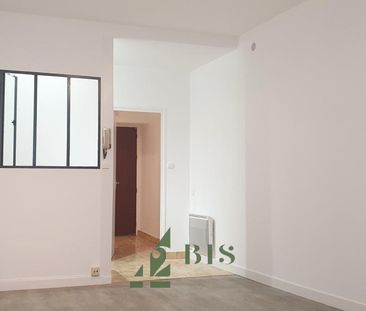 Location Appartement 1 pièce 31m² LE COTEAU 42120 - Photo 2