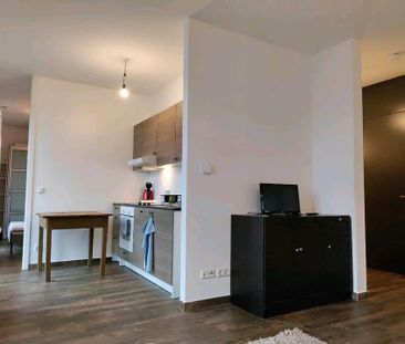 Befristete möblierte 2 Zimmer Wohnung | Lichtenberg - Photo 1