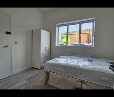 Studio Flat, Shelbourne Road, N17 - Photo 3