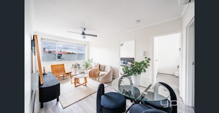 Stylish Comfort in the Heart of Williamstown! - Photo 4