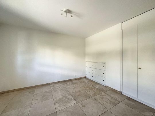 HIGH-STANDING VILLA - Photo 1