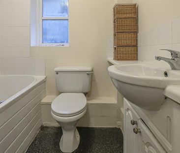 Semi-Detached House To Let - Photo 1