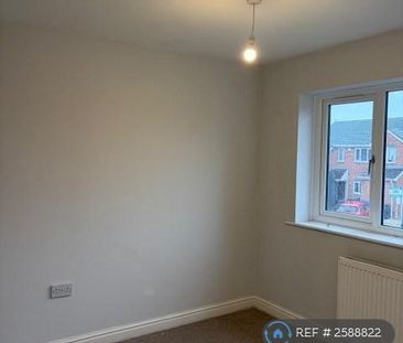 3 bedroom semi-detached house to rent - Photo 6