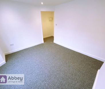 1 bedroom ground floor flat to rent - Photo 6