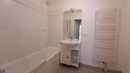 location Appartement T4 DE 76.8m² À FRANCONVILLE - Photo 5