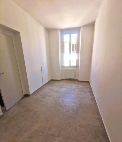 Location Appartement 3 pièces 68m² LE MUY 83490 - Photo 3