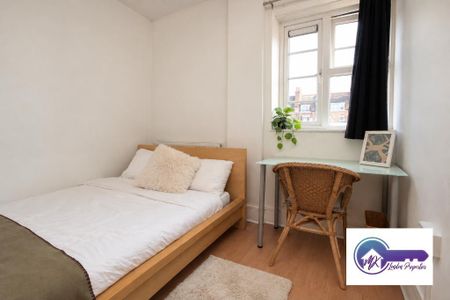 1 Bedroom Room in Flat Share To Rent - Photo 4