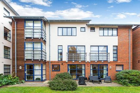 3 bedroom maisonette to rent - Photo 4