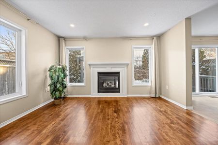 For Lease - 120 Grovemont Drive, Barrhaven, Ontario - Photo 3