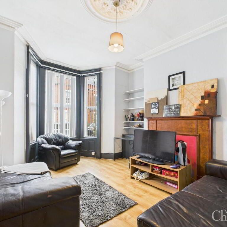 19 Haypark Avenue, Belfast, BT7 3FD - Photo 1