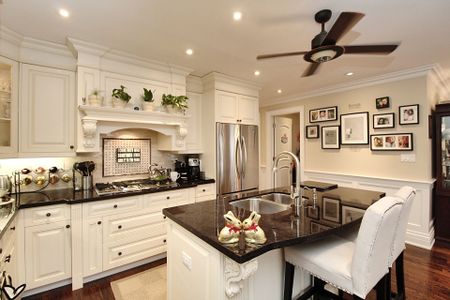 For Lease - 163 Burndale Avenue, Toronto, Ontario - Photo 3