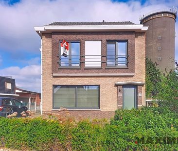 Fantastisch en stijlvol gerenoveerd huis met 3 slaapkamers en garag... - Photo 5