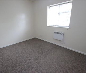 2 bedroom house to rent - Photo 2
