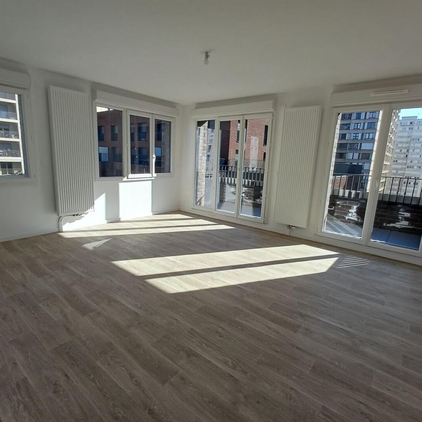 location Appartement T4 DE 78.7m² À BOBIGNY - Photo 1