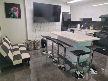 For Lease - 405 Dundas Street Unit# 301, Toronto, Ontario - Photo 5
