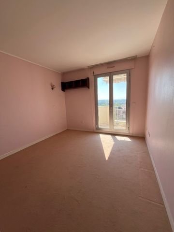 Location Appartement 4 pièces 98m² NOGENT SUR MARNE 94130 - Photo 3