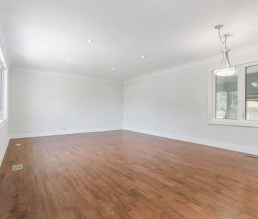 For Lease - 236 Woodale Avenue, Oakville, Ontario - Photo 1