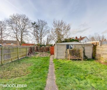 3 bedroom semi-detached house to rent - Photo 4