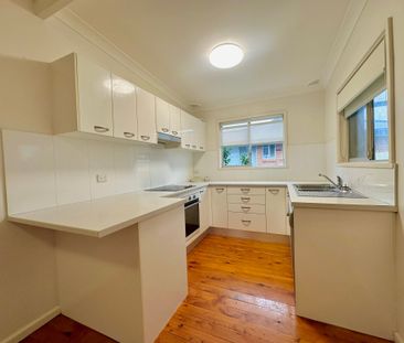 Ideal Coastal Home - Comfortable & Convenient - Photo 4