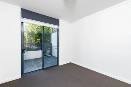 Fabulous Foreshore Garden Apartment - Photo 3