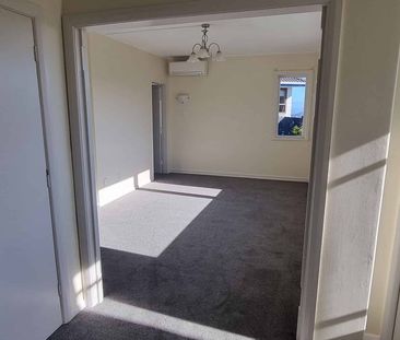 Renovated lovely warm sunny home - Photo 3